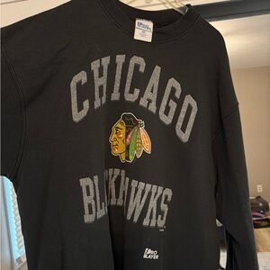 Pro Player Black Chicago Blackhawks Pullover with Team Crest